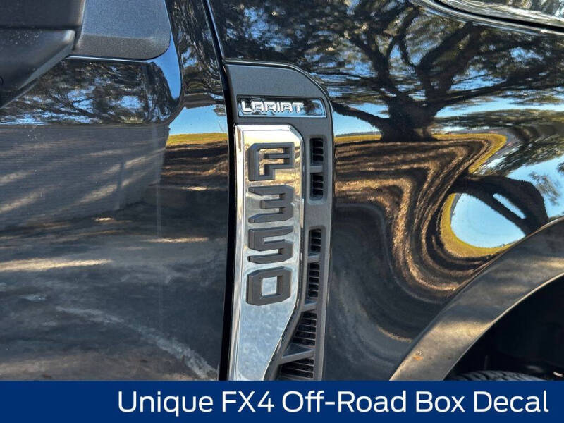 2025 Ford F-350 Super Duty Lariat