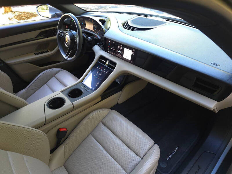 2023 Porsche Taycan 4 Cross Turismo