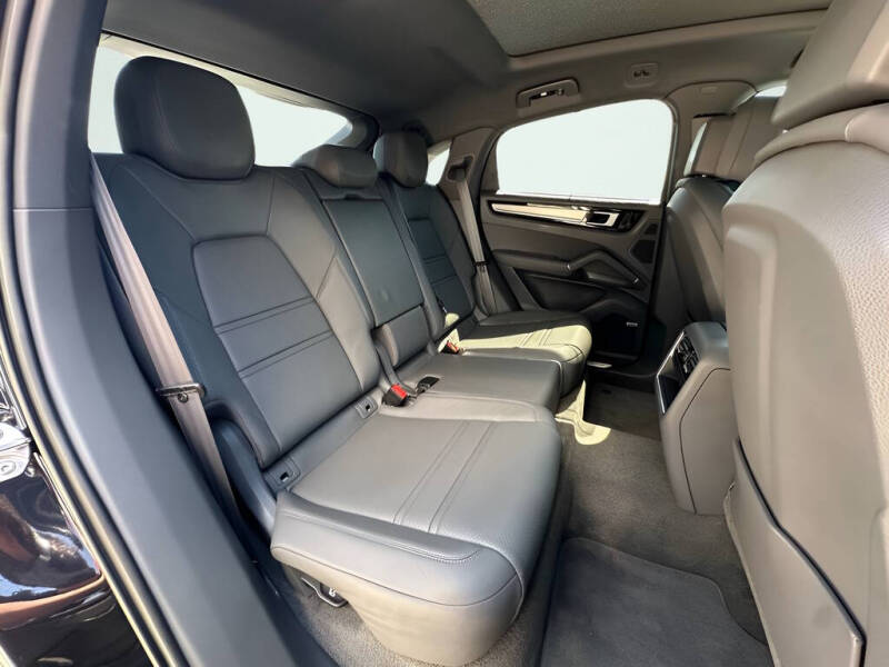 2022 Porsche Cayenne