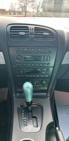 2002 Ford Thunderbird Deluxe