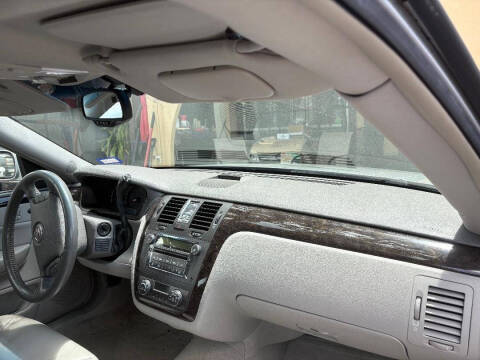 2011 Cadillac DTS Luxury Collection