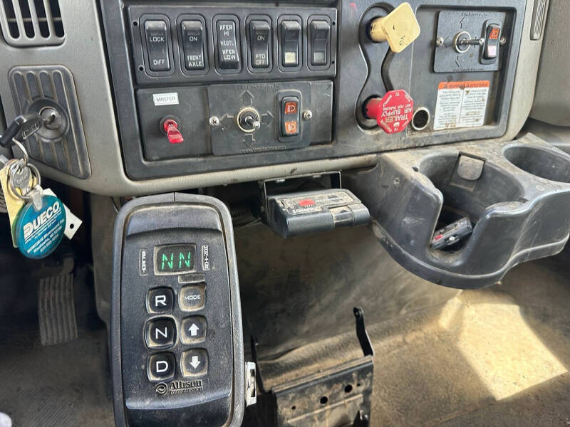 2011 International WorkStar 7400