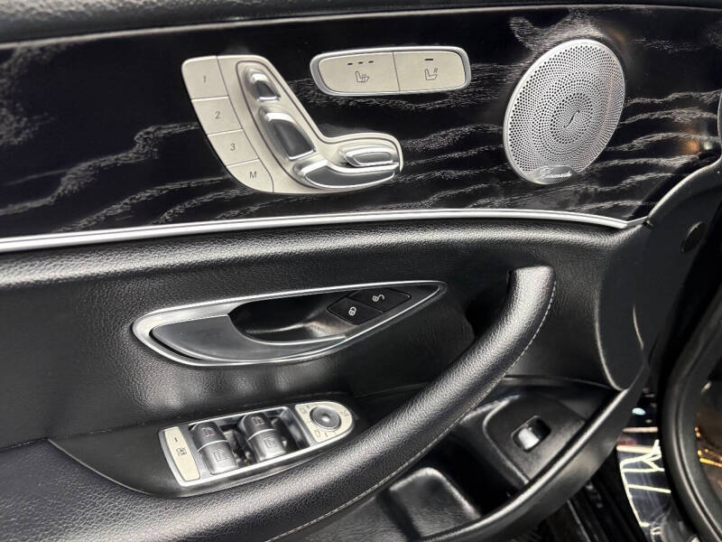 2019 Mercedes-Benz E-Class E 300