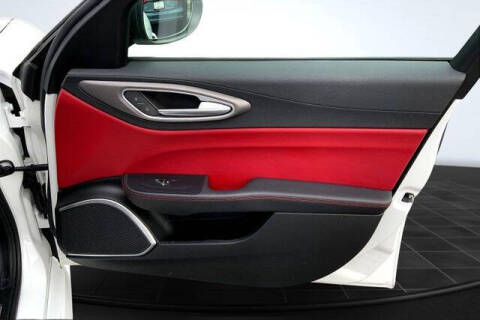 2021 Alfa Romeo Giulia Ti Sport