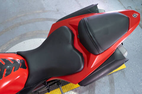 2013 Yamaha YZF-R1