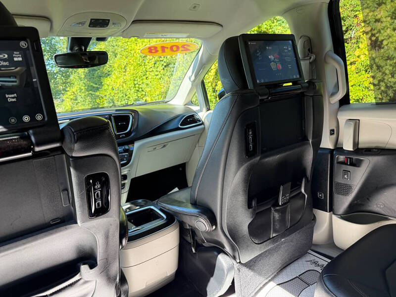 2018 Chrysler Pacifica Touring L Plus
