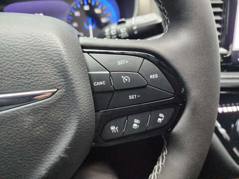 2024 Chrysler Pacifica Touring