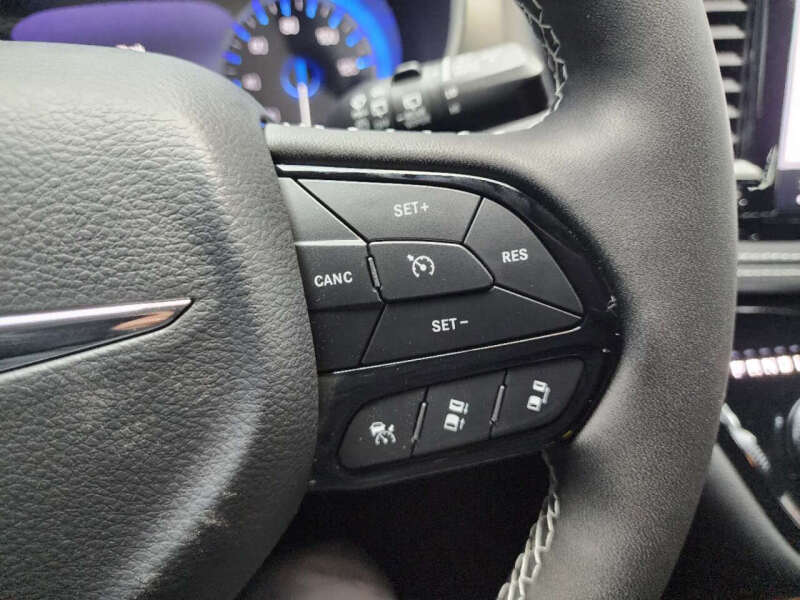 2024 Chrysler Pacifica Touring