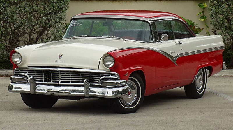 1956 Ford Fairlane