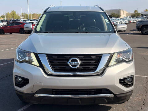 2019 Nissan Pathfinder SL