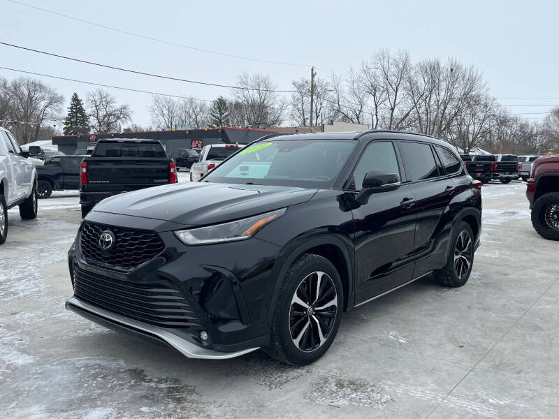 2021 Toyota Highlander XSE's photo