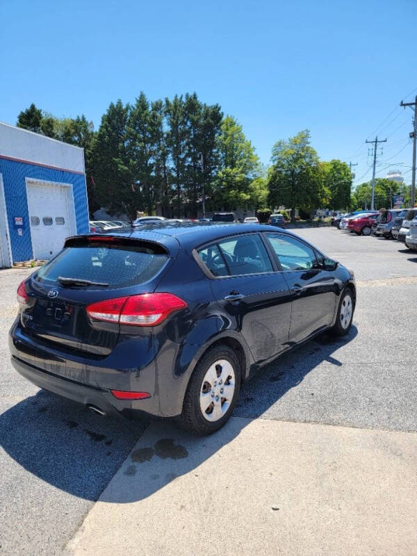 2017 Kia Forte5 LX