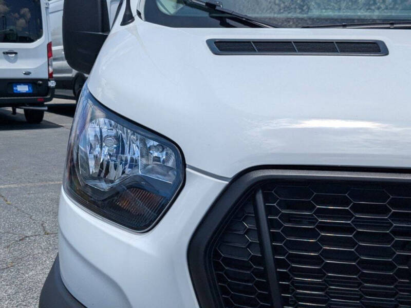 2025 Ford Transit 250