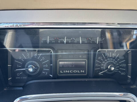2008 Lincoln Navigator
