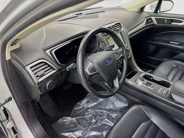 2019 Ford Fusion SEL