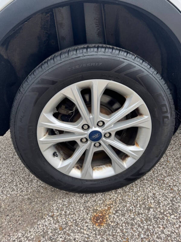 2019 Ford Escape SE