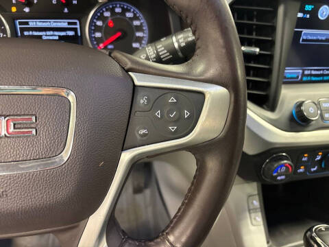 2017 GMC Acadia SLT-2