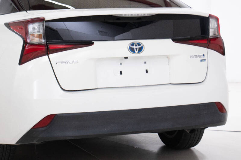 2019 Toyota Prius L Eco