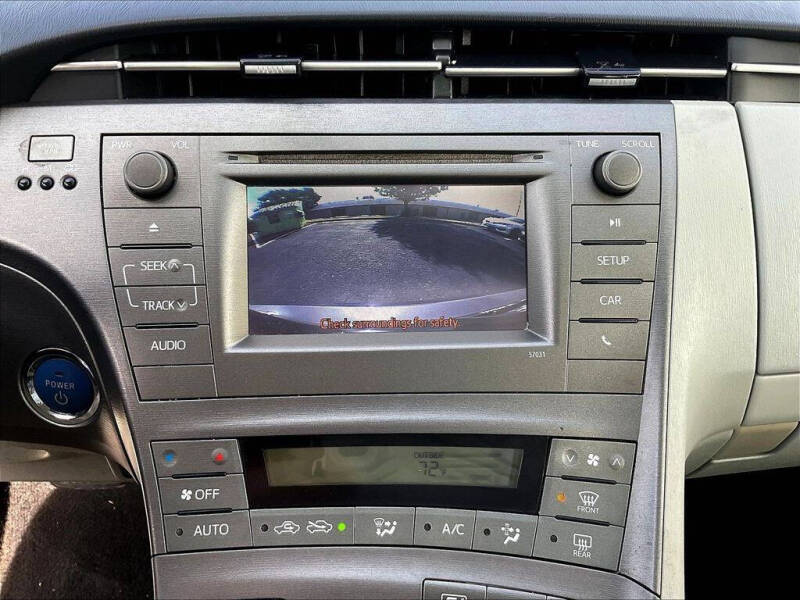 2015 Toyota Prius Two