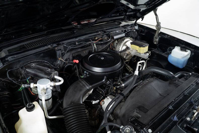 1987 Chevrolet R/V 10 Series