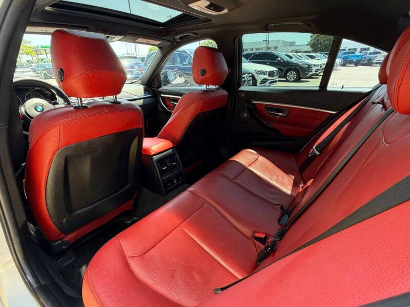 2017 BMW 3 Series 330e iPerformance