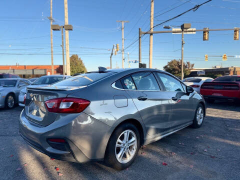2017 Chevrolet Cruze LT Auto