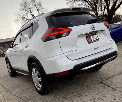 2017 Nissan Rogue S