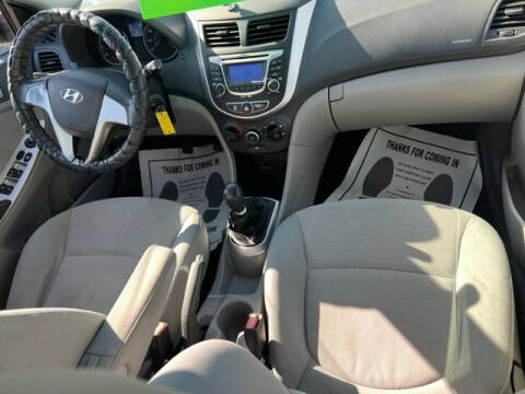 2013 Hyundai Accent GLS