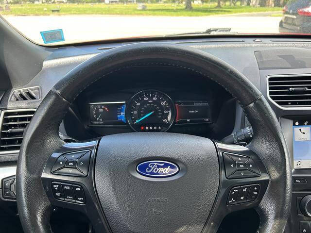 2017 Ford Explorer XLT