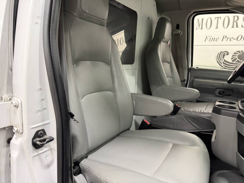 2011 Ford E-Series E-350 SD