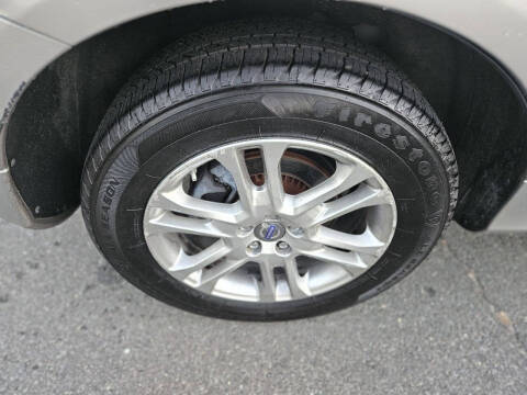 2015 Volvo XC60 T5 Drive-E Premier Plus