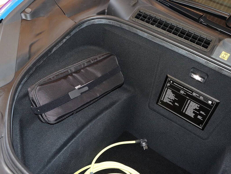 2024 Ferrari 296 GTS