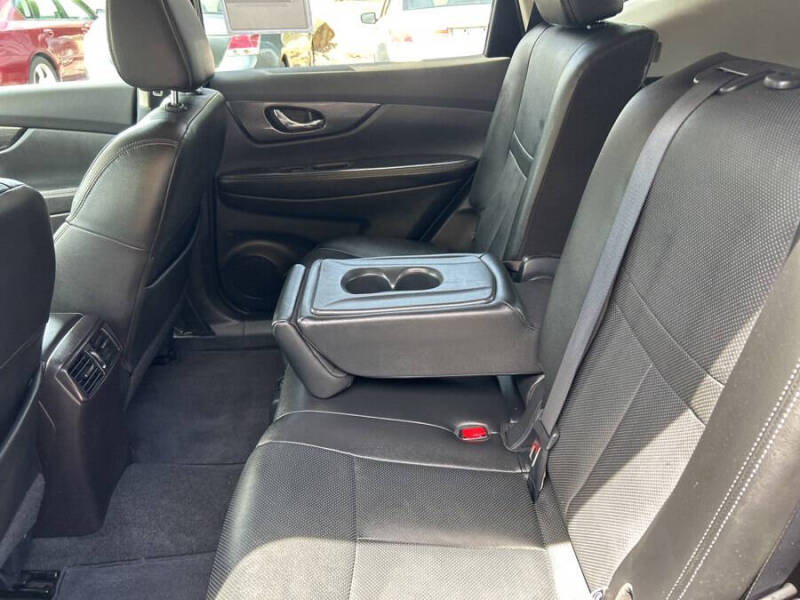 2016 Nissan Rogue