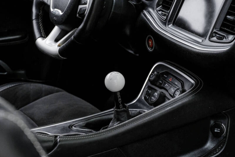 2015 Dodge Challenger SRT 392