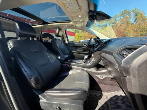 2017 Ford Edge Titanium