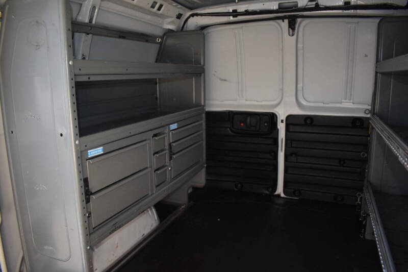 2021 Chevrolet Express 2500