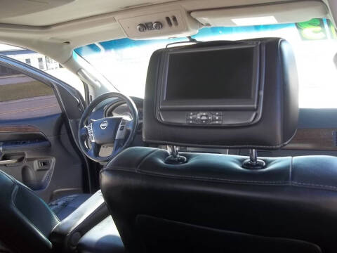 2013 Nissan Armada Platinum