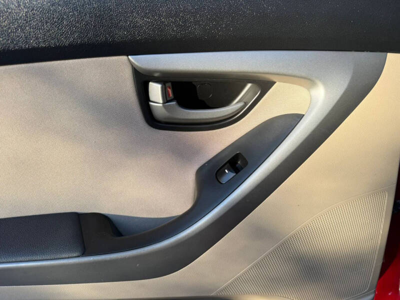 2016 Hyundai Elantra