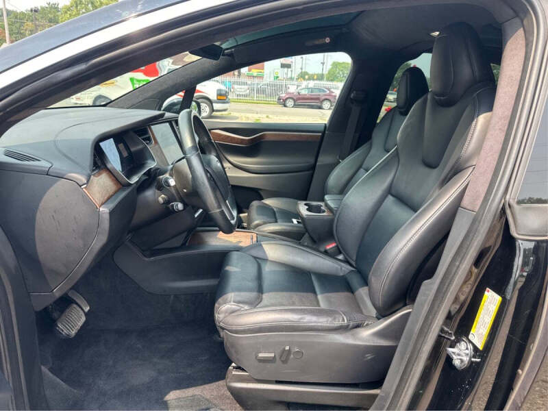 2020 Tesla Model X Long Range Plus