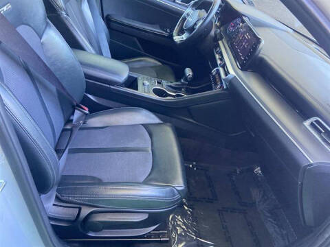 2022 Kia K5