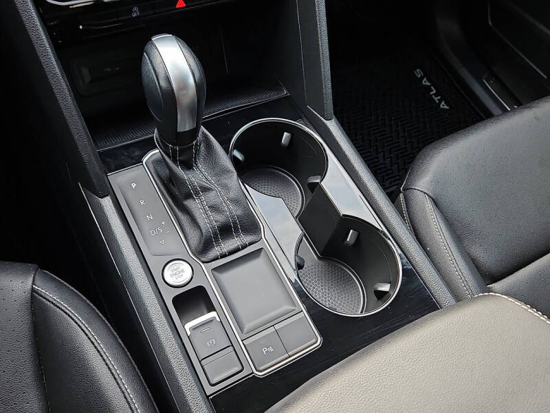 2023 Volkswagen Atlas V6 SE