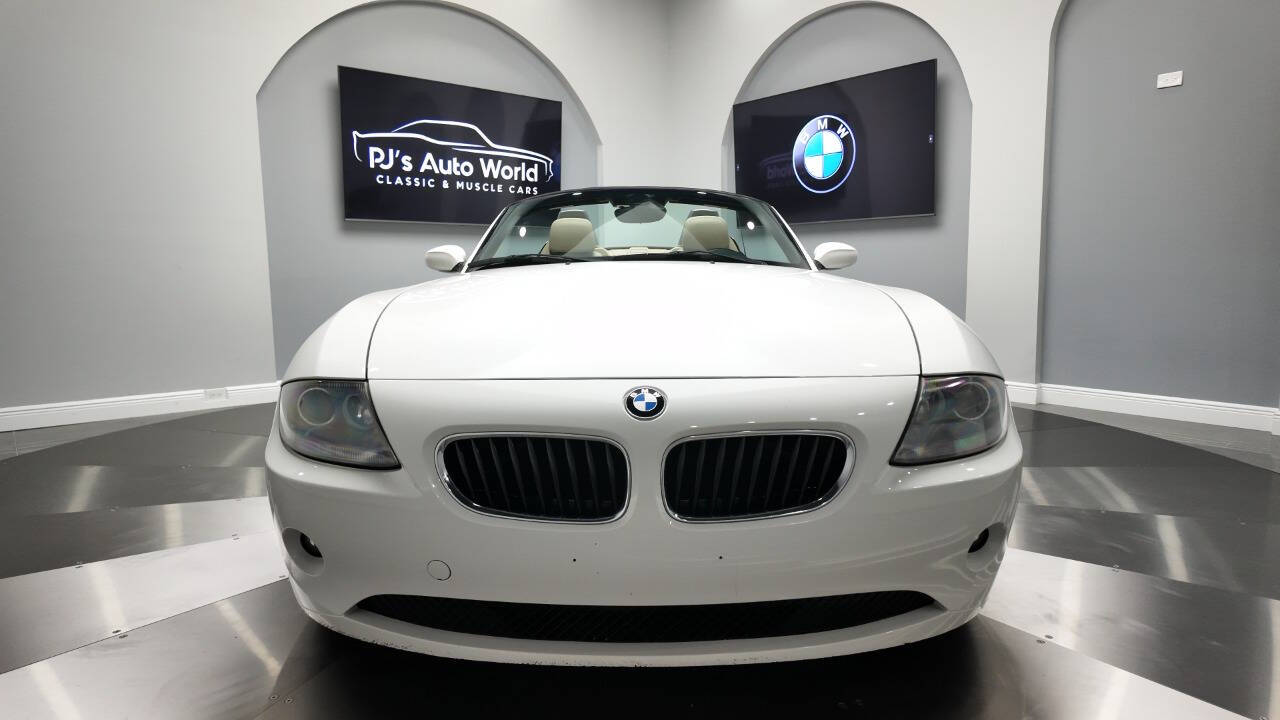 2005 BMW Z4 8