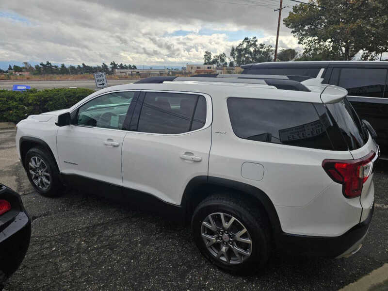 2020 GMC Acadia SLT