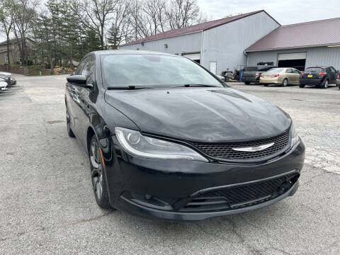 2015 Chrysler 200 S