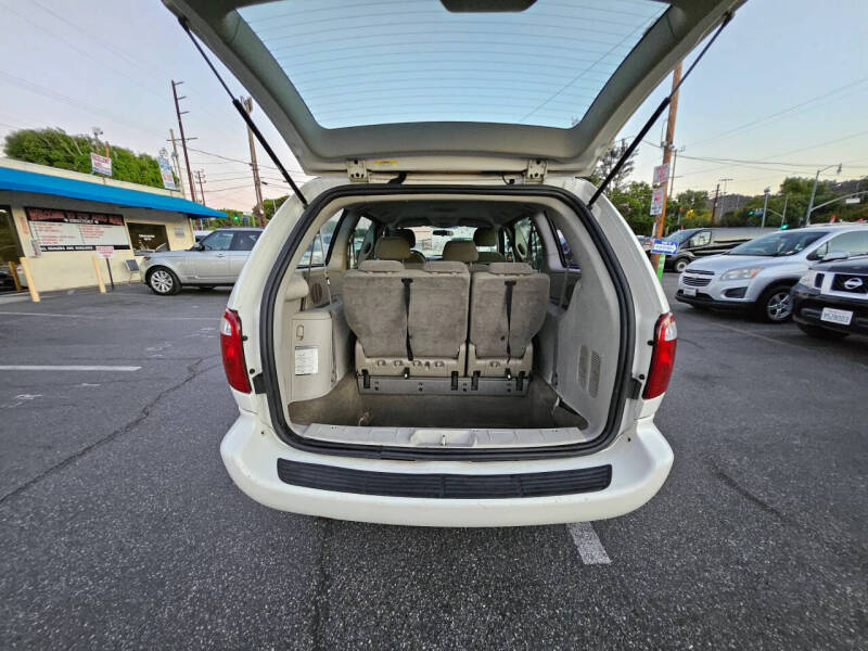 2006 Dodge Grand Caravan SE