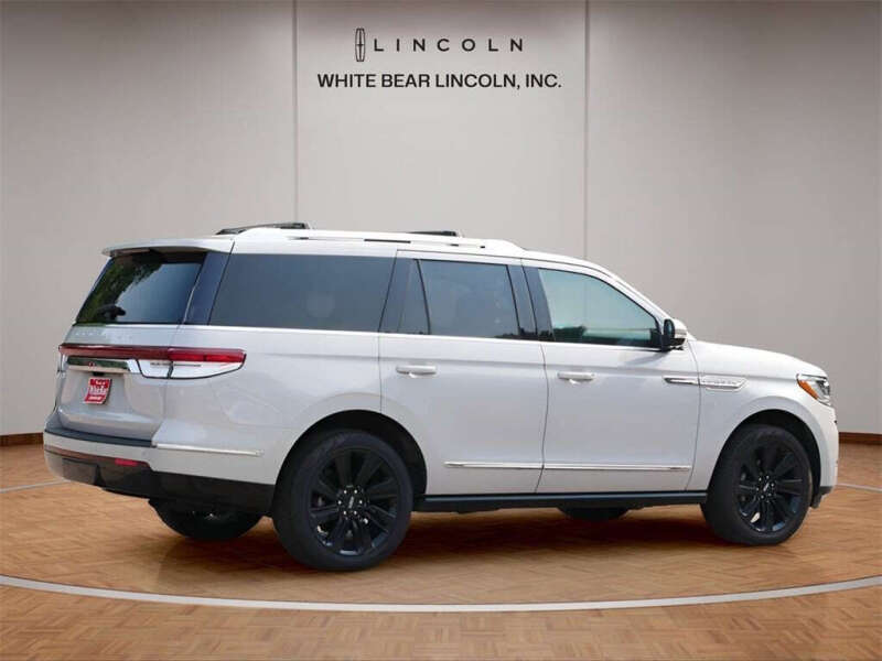 2024 Lincoln Navigator Reserve