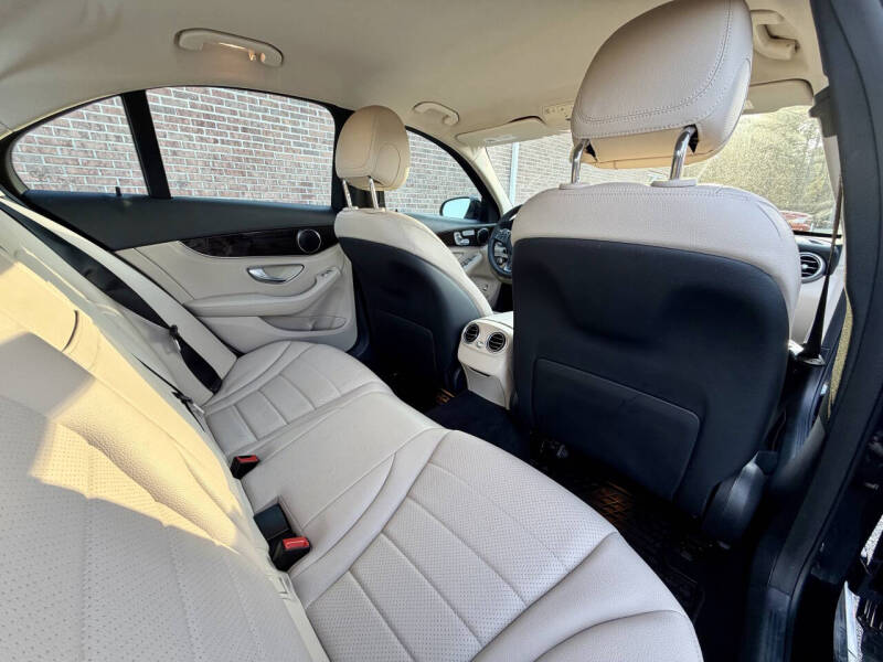 2015 Mercedes-Benz C-Class C 300