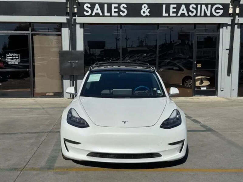 2020 Tesla Model 3 Standard Range