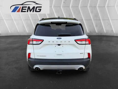 2020 Ford Escape Hybrid Titanium