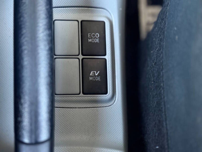 2014 Toyota Prius c One